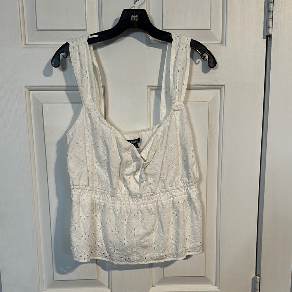Flag & Anthem White Size large tank top